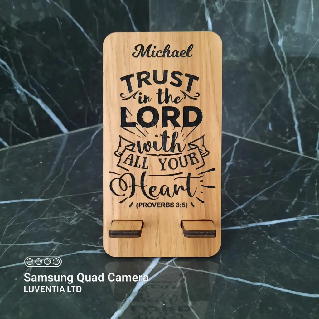 Phone Holder Engraving - Trust The Lord