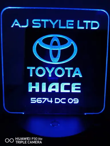 Toyota Hiace - Led Lamp - Engraving (15cm)